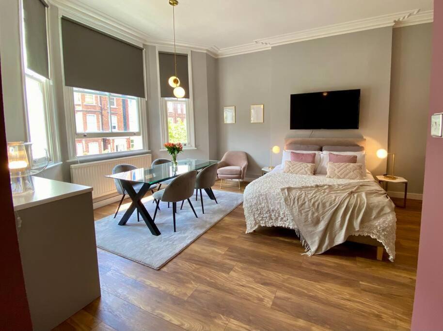 Studio For 3 Near Regents Park N5 伦敦 外观 照片