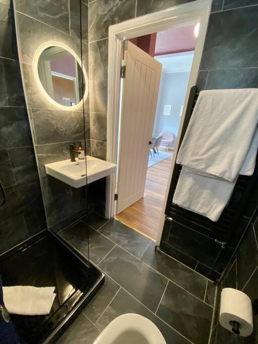 Studio For 3 Near Regents Park N5 伦敦 外观 照片